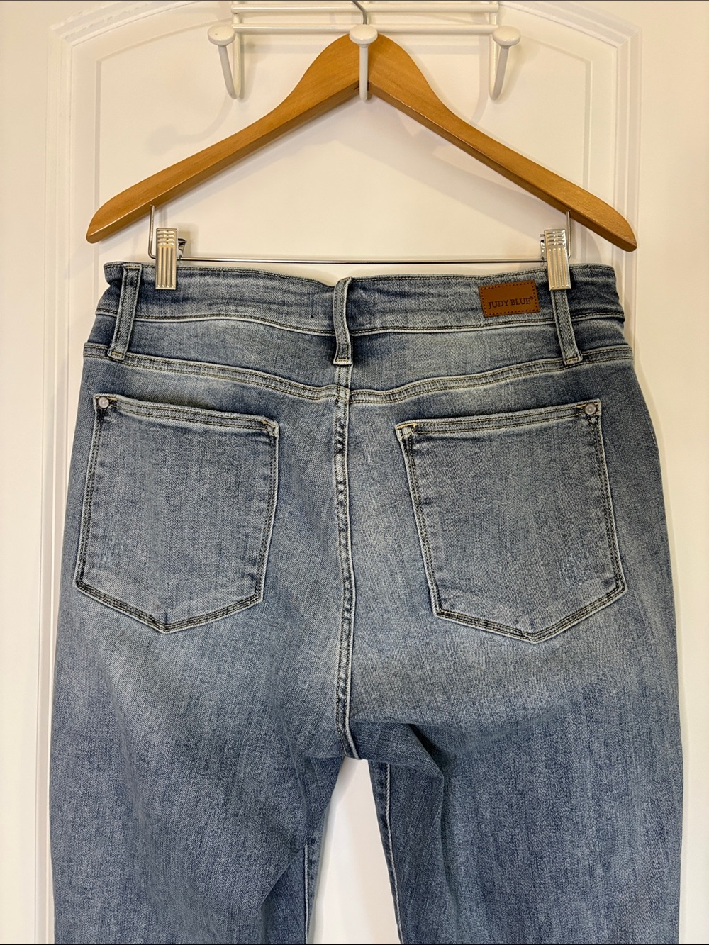 Judy Blue Mid Rise Boot Cut Jeans Medium Wash Style JB82337LT-PL Size 14W - Picture 9 of 12